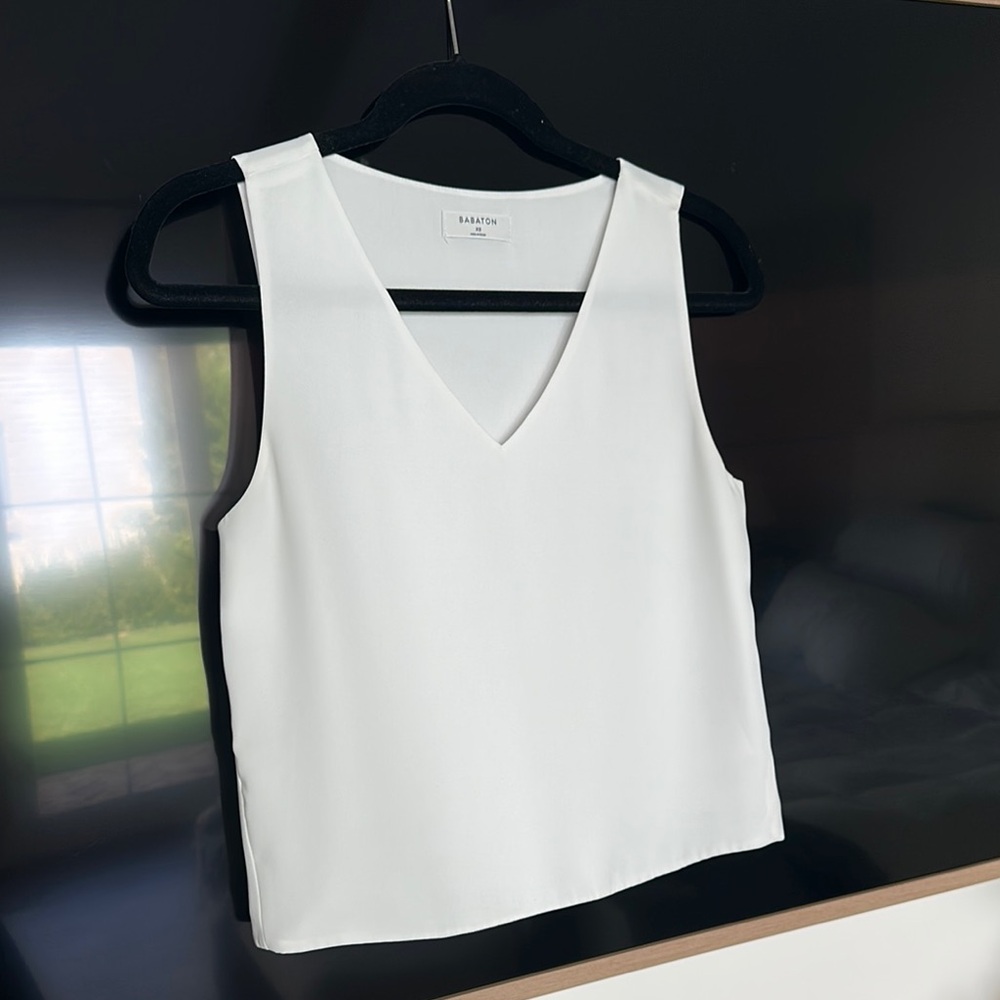 Bardot Women's White V-Neck Top